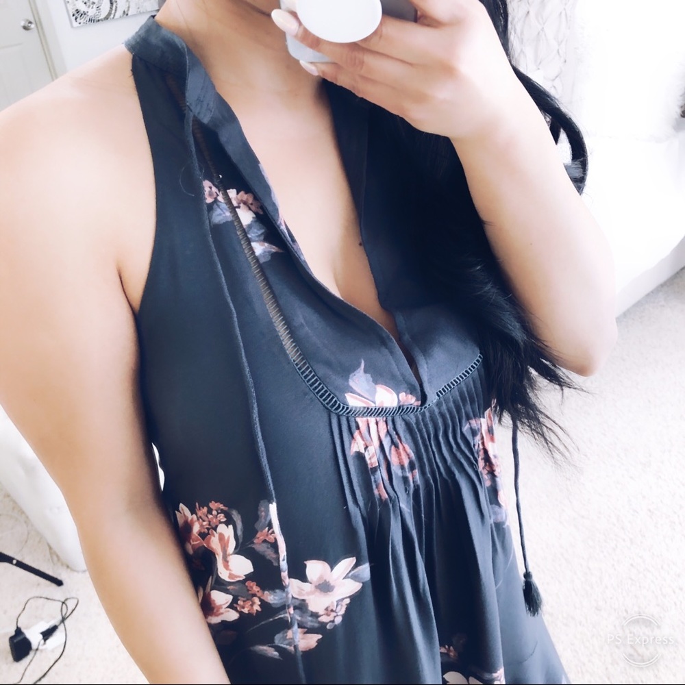 Boho Flower detail Mini Swing Halter Dress - Picture 3 of 5